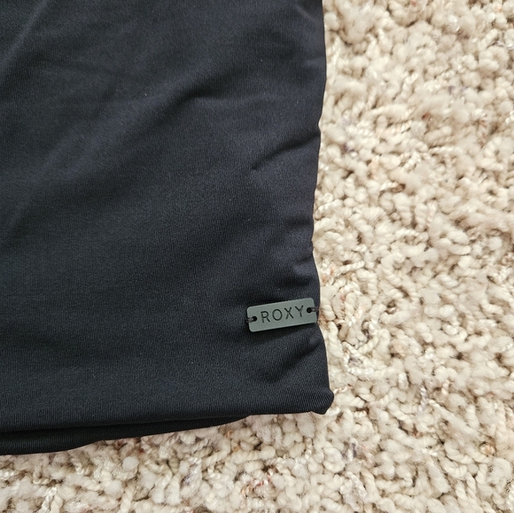 Roxy Black Bralette/ Top - xs - Picture 3 of 6